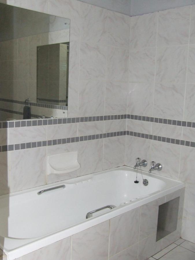 ווייט ריבר Kruger'S Guest House מראה חיצוני תמונה
